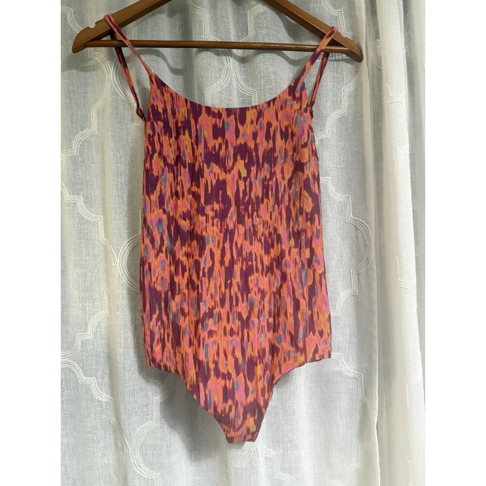 Lululemon Waterside One-Piece Swimsuit Size  XS/S A Cup Harmonize Fluro Pink